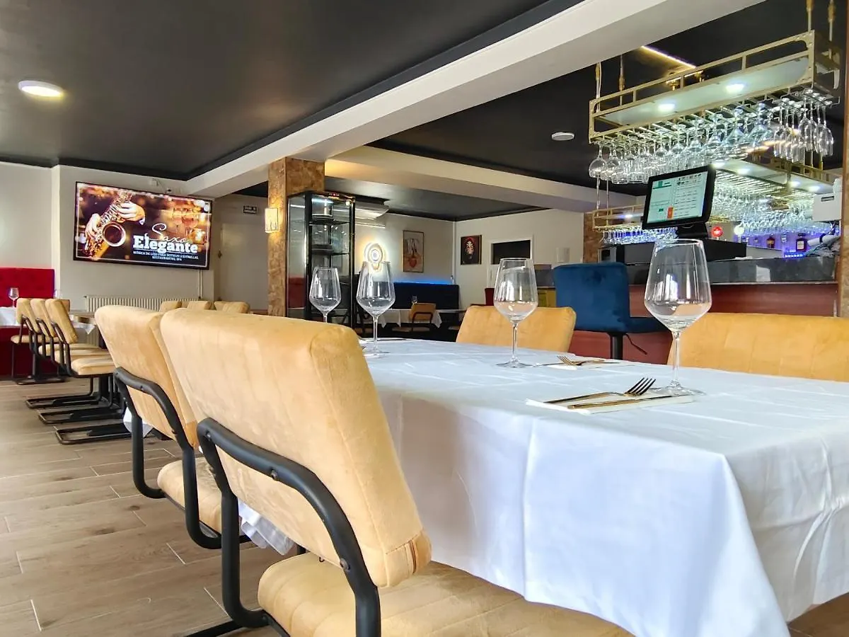 Mega Figueres Hotel Figueres